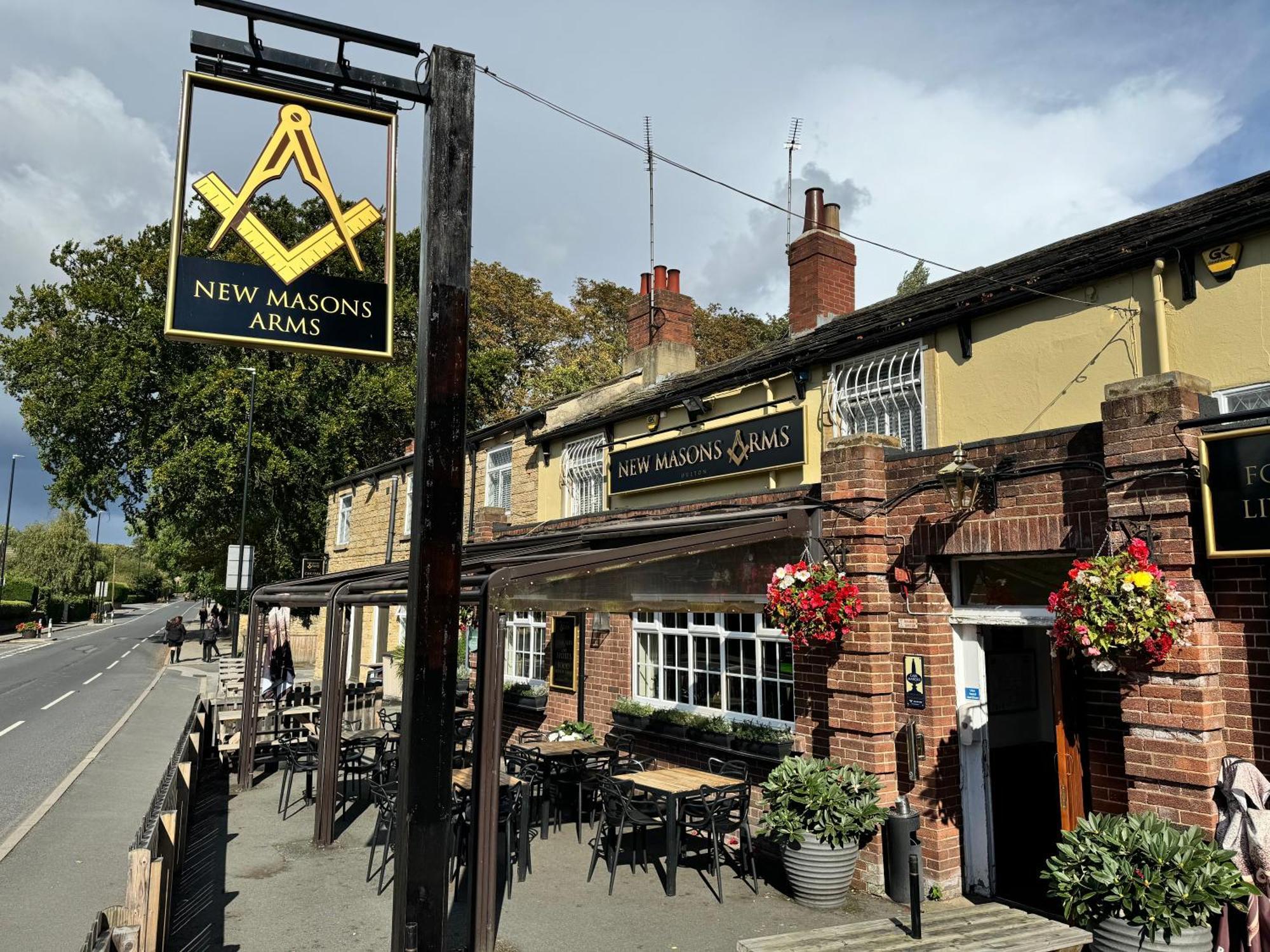 Inn New Masons Arms